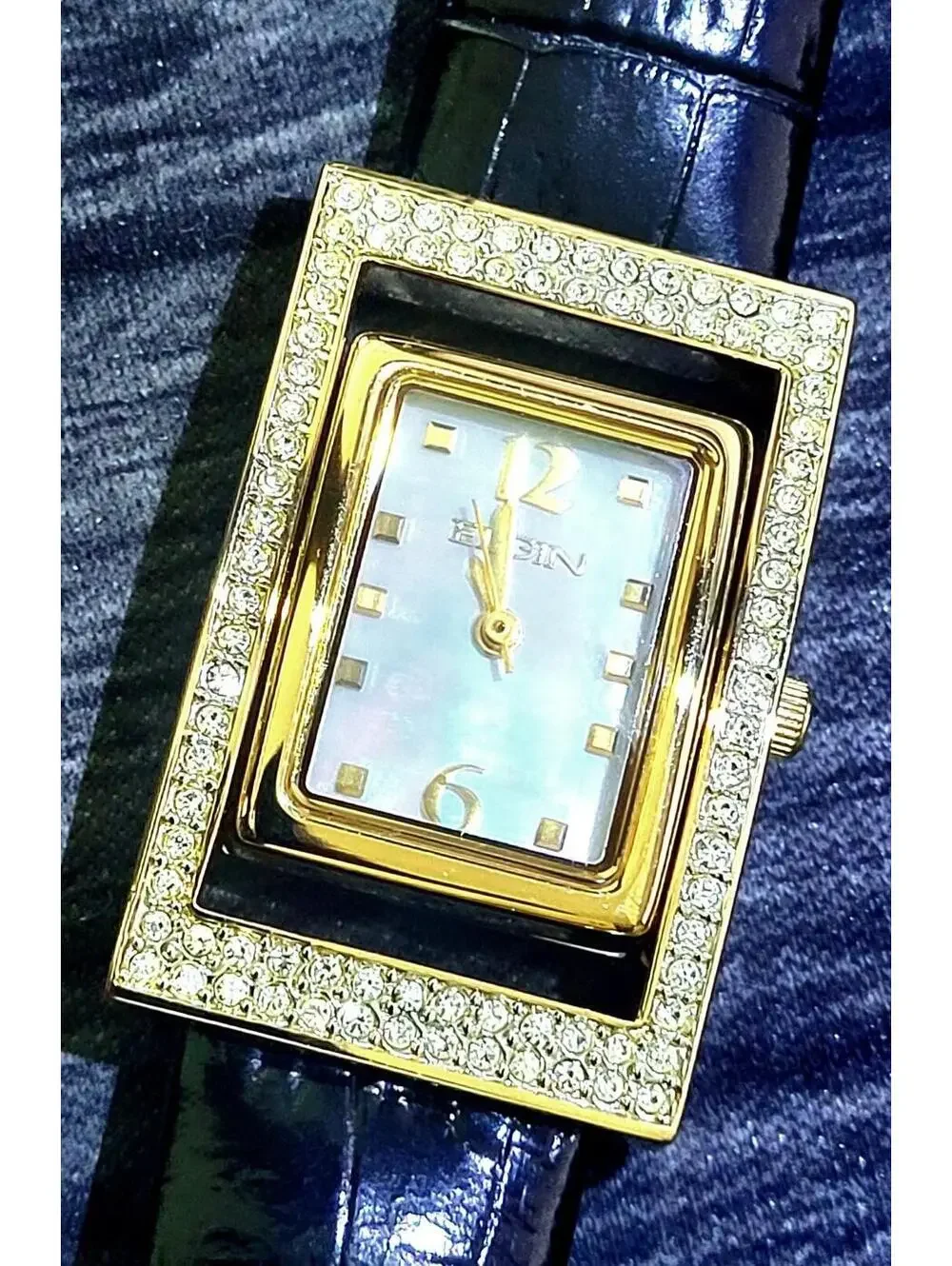 Very Rare Elgin Womans Watch Flip MOP Dial Watch New In Box
